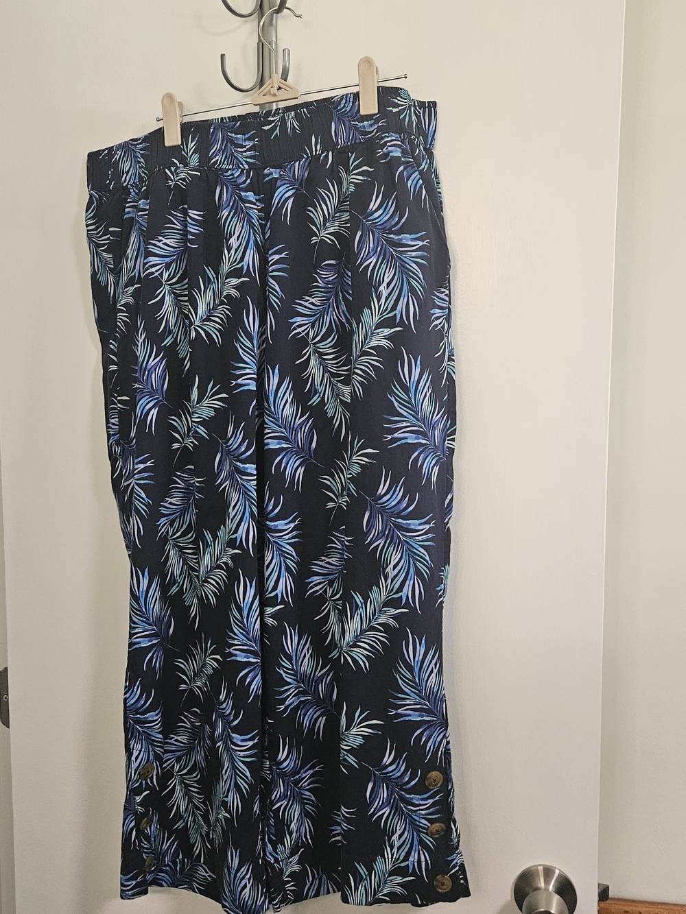 croft & barrow Navy and Teal Tropical Print Wide-Leg Pants
